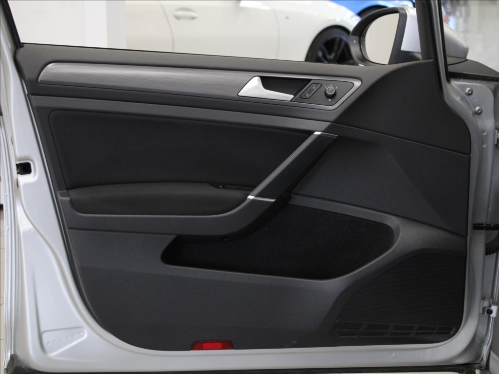 Volkswagen e-Golf
