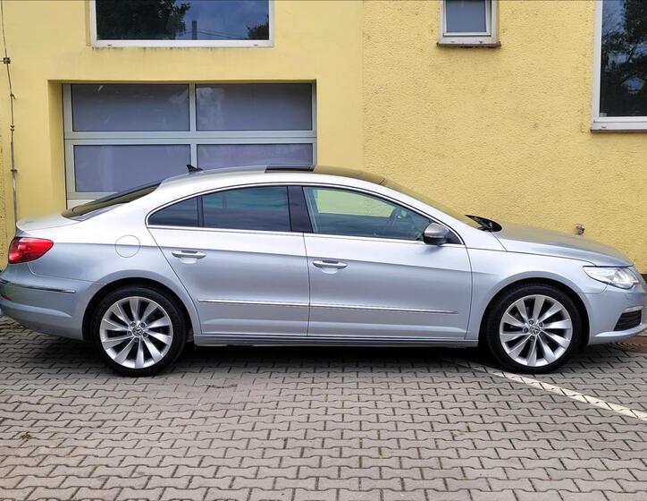 Volkswagen Passat CC 10