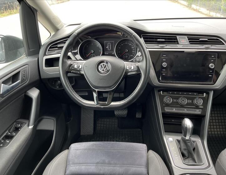 Volkswagen Touran 14