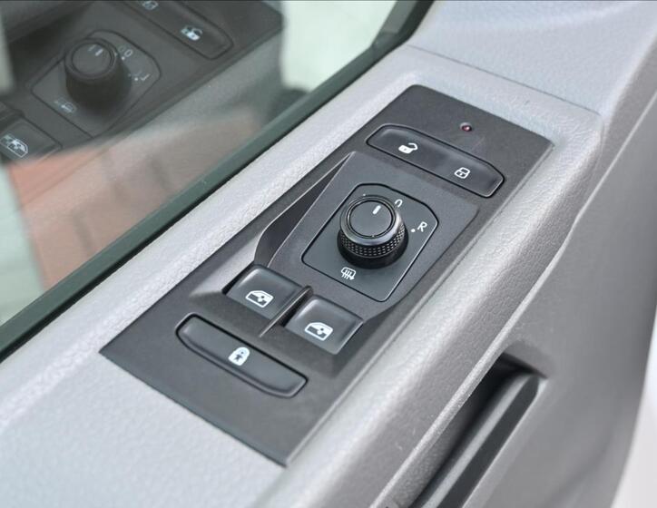 Volkswagen Transporter 21