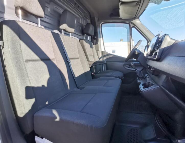 Mercedes-Benz Sprinter 7