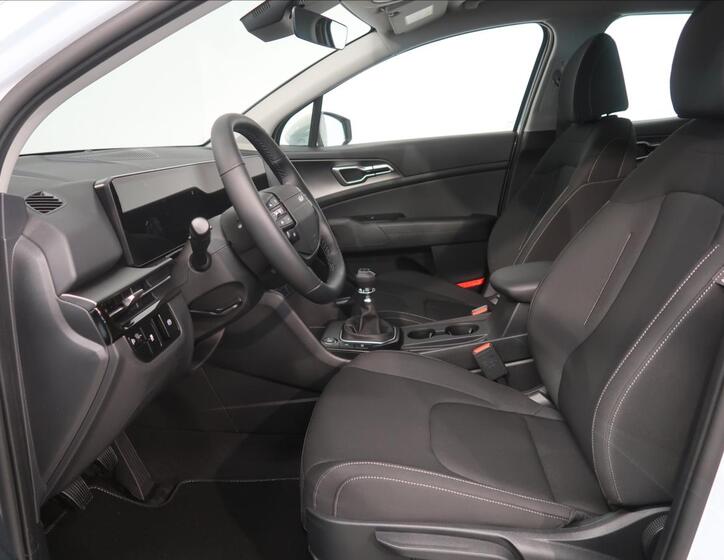 KIA Sportage 12
