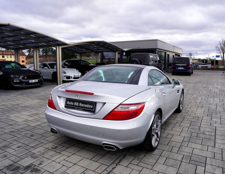 Mercedes-Benz SLK 6