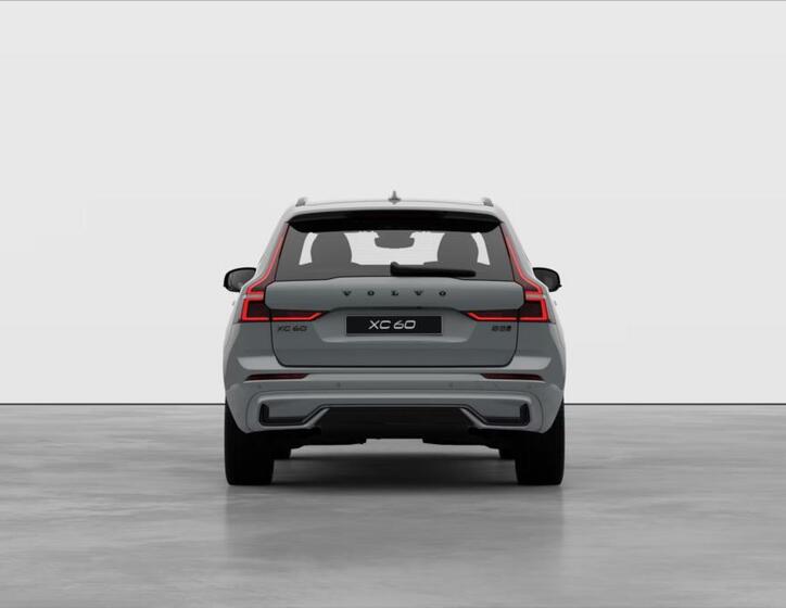 Volvo XC60 4