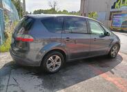 Ford S-MAX 12