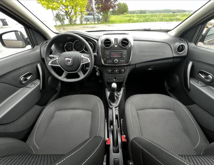 Dacia Logan 22