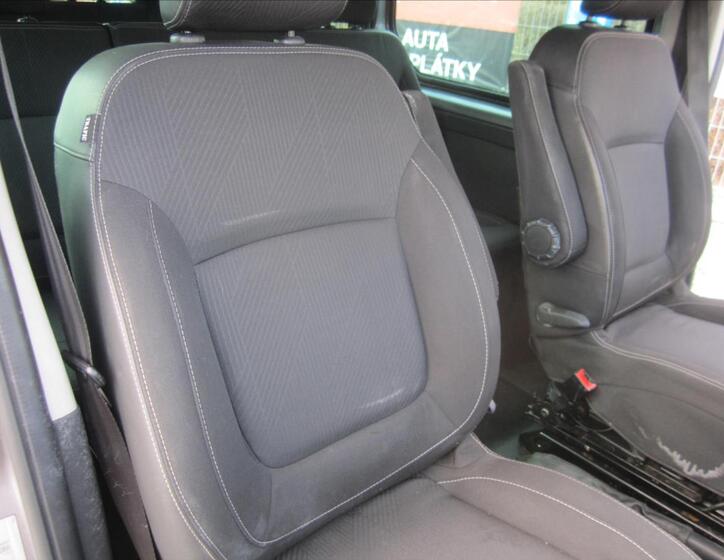Renault Trafic 18