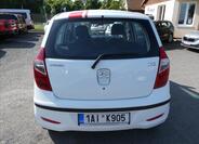 Hyundai i10 9