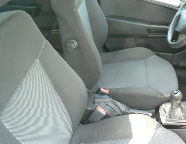 Opel Astra 13
