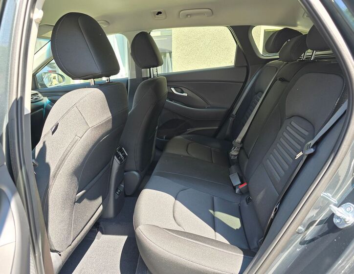 Hyundai i30 23
