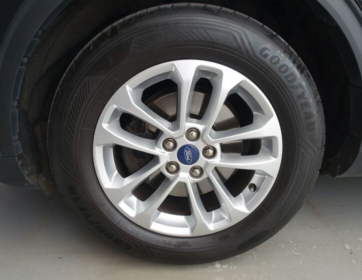 Ford Kuga 31