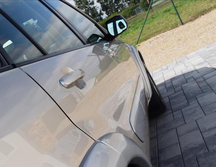 Toyota RAV4 10