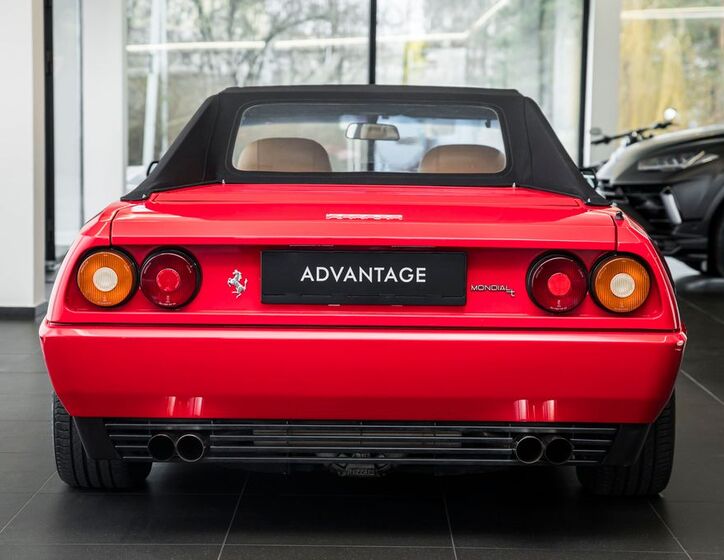 Ferrari Mondial 4