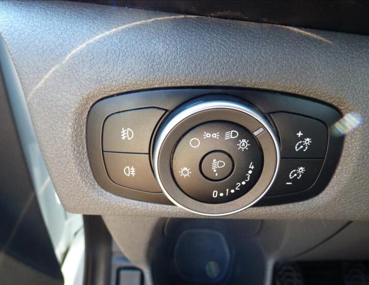 Ford Transit Custom 14