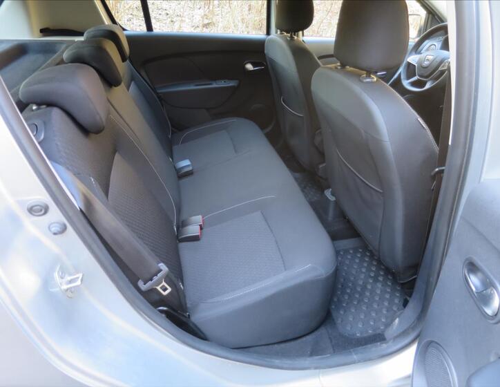 Dacia Sandero 13