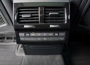 Volkswagen Touareg 36