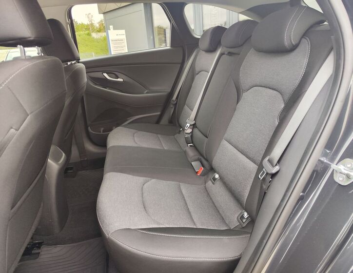 Hyundai i30 12