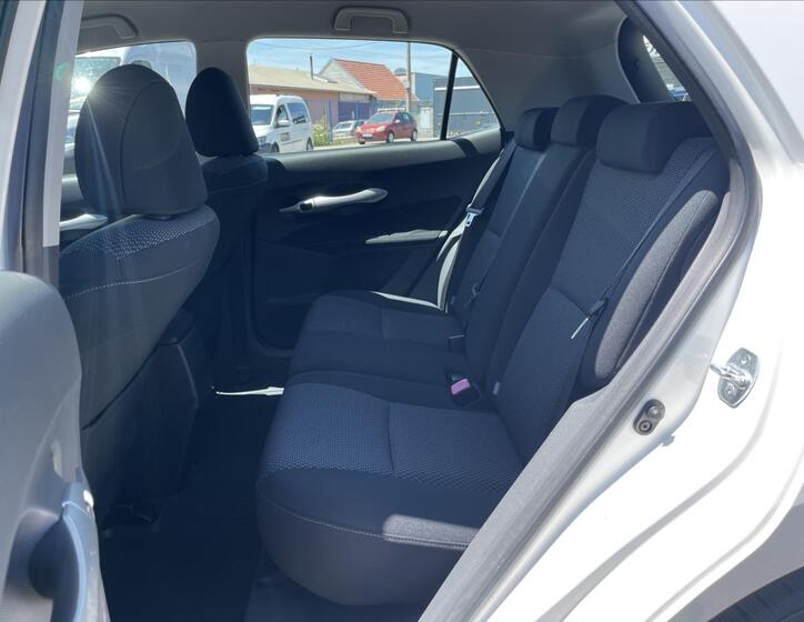 Toyota Auris 25