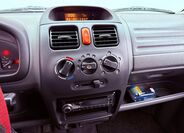 Opel Agila 14