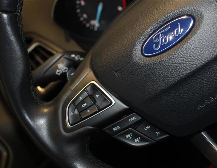 Ford Kuga 32
