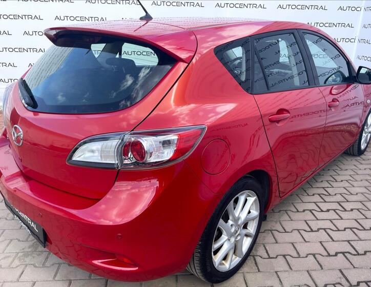 Mazda 3 9