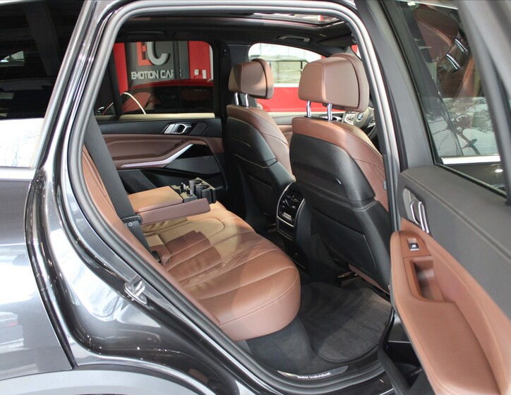 BMW X5 24