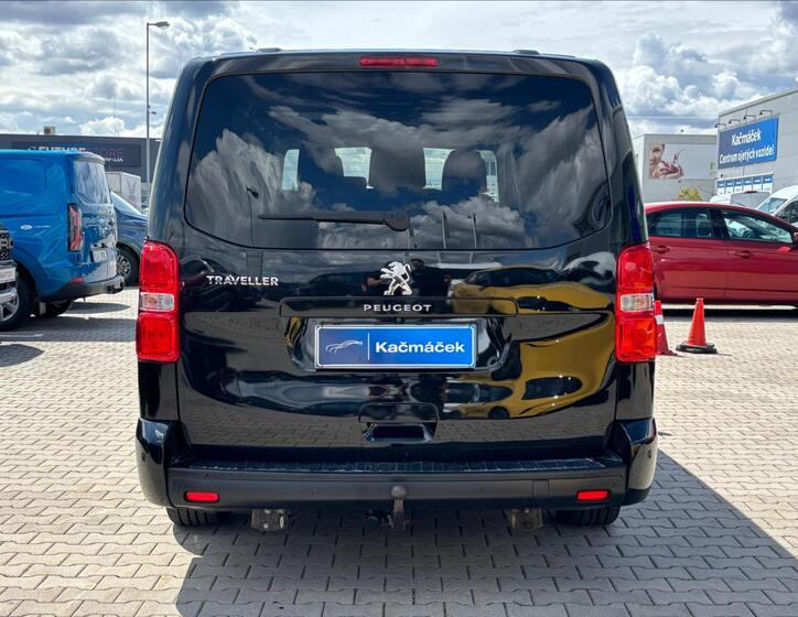 Peugeot Traveller 4