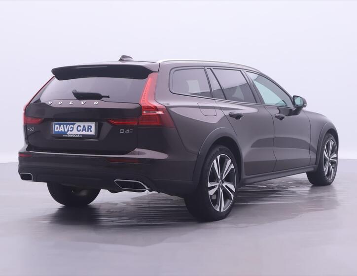 Volvo V60 7