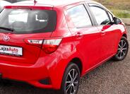 Toyota Yaris 8