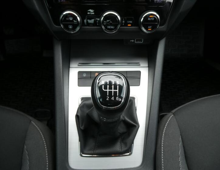 Škoda Octavia 29