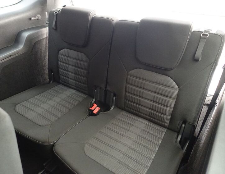 Ford Galaxy 25