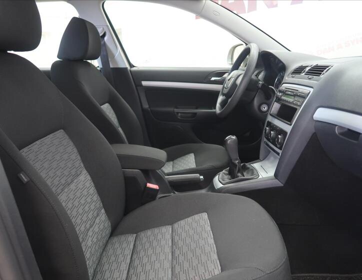 Škoda Octavia 12