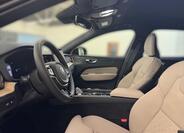 Volvo XC60 7