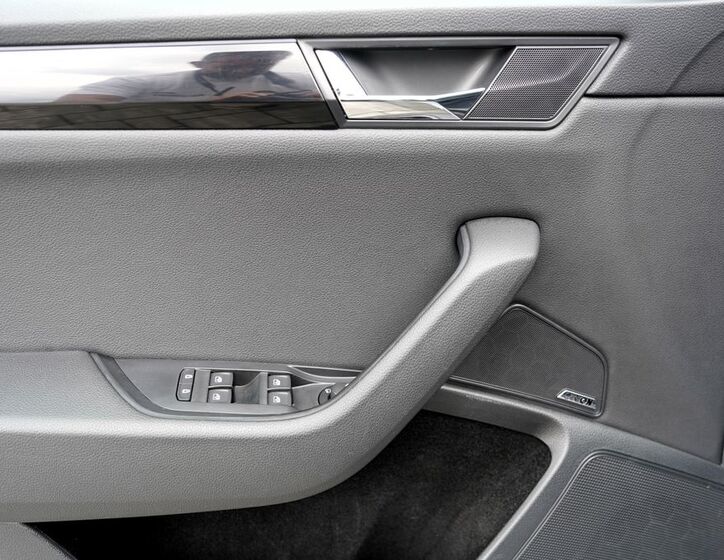 Škoda Superb 19