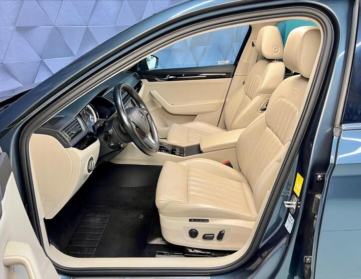 Škoda Superb 11