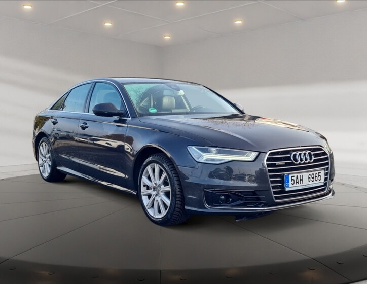 Audi A6 1