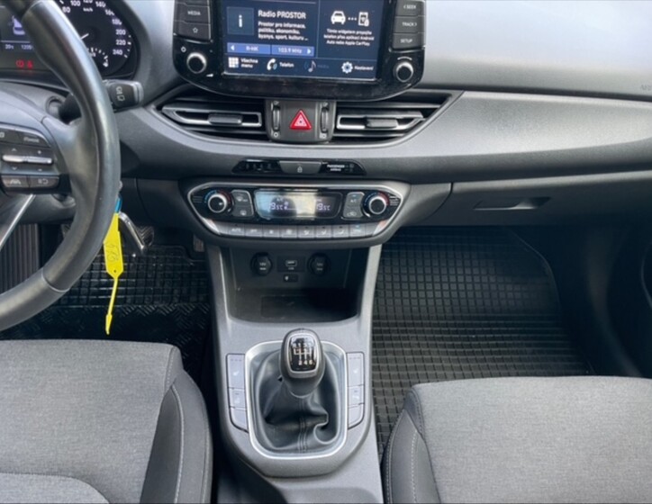 Hyundai i30 10