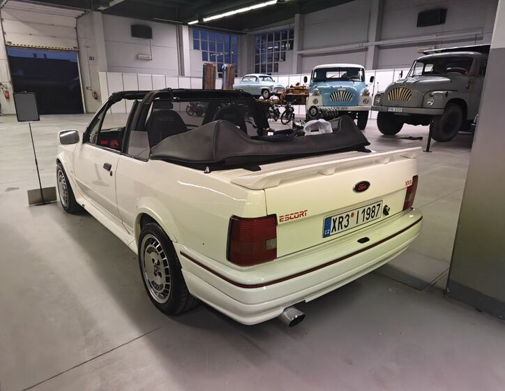 Ford Escort 4