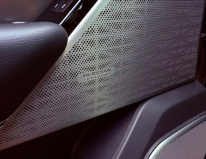 Land Rover Range Rover Velar 16