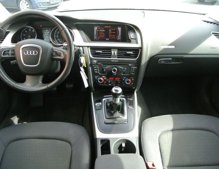 Audi A5 11