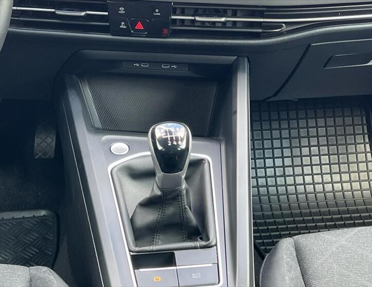 Volkswagen Golf 18