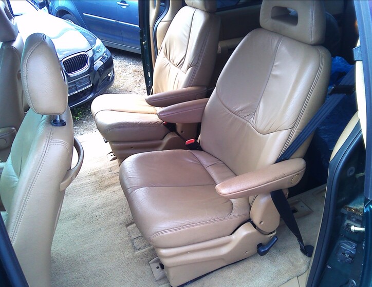 Chrysler Grand Voyager 11