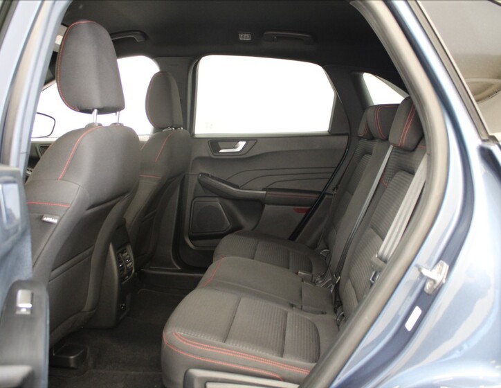 Ford Kuga 7
