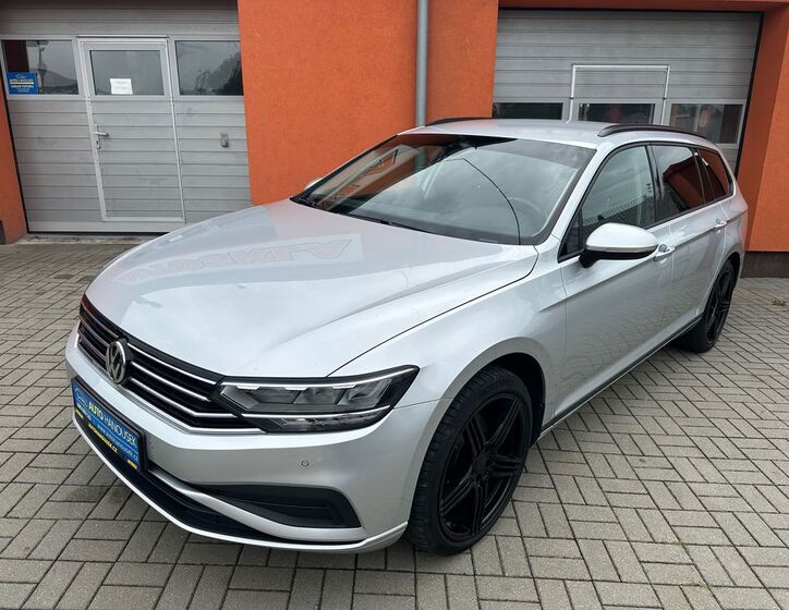 Volkswagen Passat 1