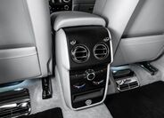 Rolls-Royce Cullinan 25