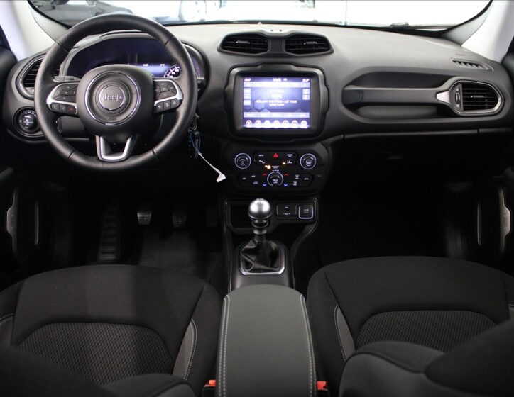 Jeep Renegade 8