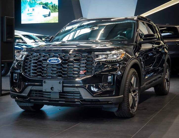 Ford Explorer 1
