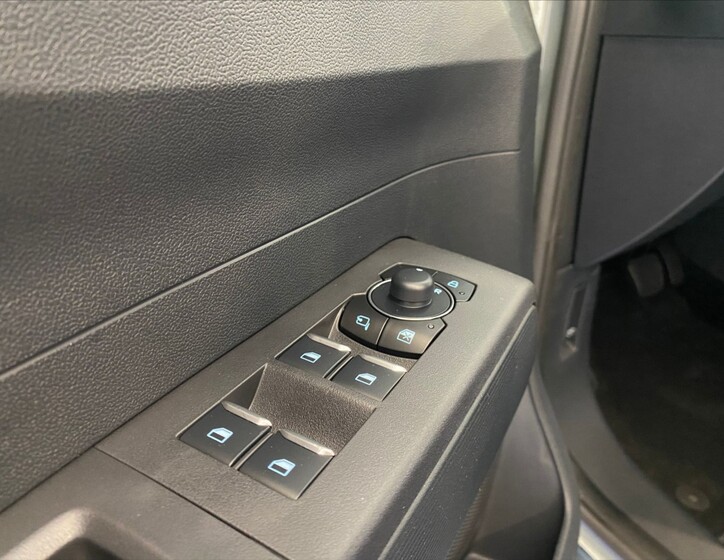Ford Tourneo Courier 14