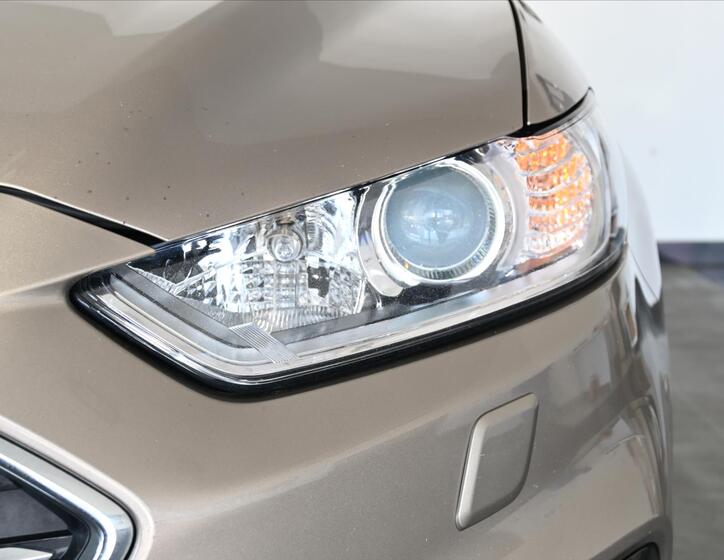 Ford Mondeo 31