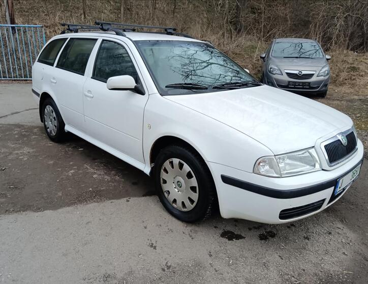 Škoda Octavia 14